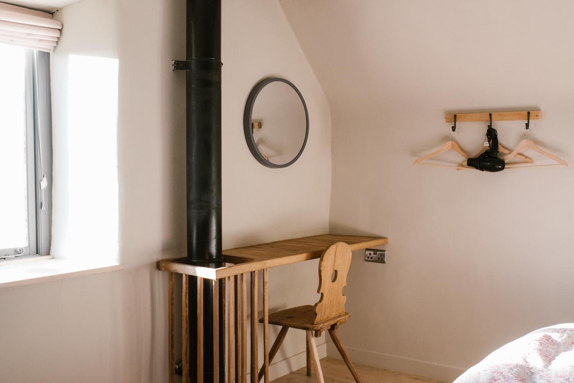 Holiday home Whichford Mill Barn- Soulful Retreat. *